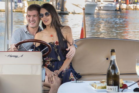 2-Hour Self-Drive Boat Hire On The Yarra River - Restaurant Guide 5