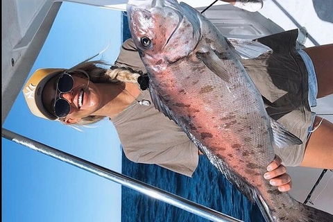 3/4 Day 7 Hour Offshore Fishing Charter - Restaurant Guide 1