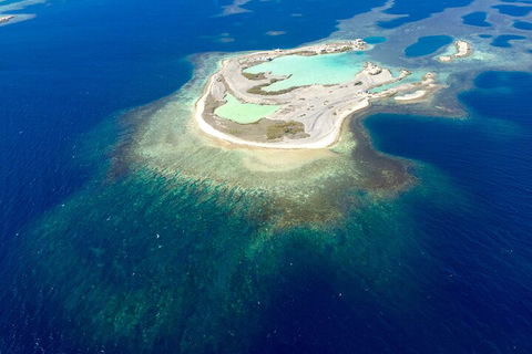 Abrolhos Islands Fixed-Wing Scenic Flight - Restaurant Guide 4