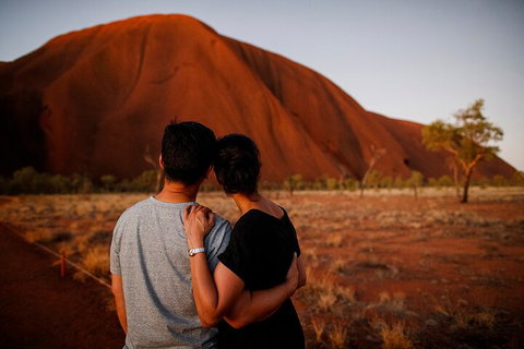 Uluru Sunrise And Guided Base Walk - Restaurant Guide 2