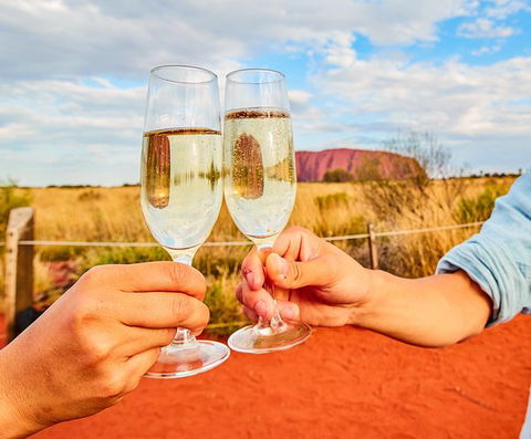 Uluru (Ayers Rock) Sunset Tour - Restaurant Guide 4
