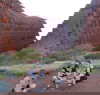5-Hour Kata Tjuta Sunrise Tour from Ayers Rock with Breakfast - Restaurant Guide