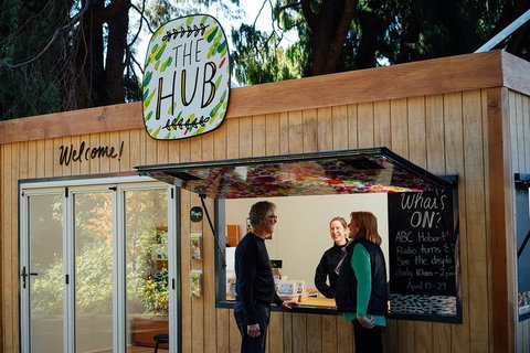 Private Royal Tasmanian Botanical Gardens Walking Tour - Restaurant Guide 2