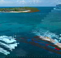 Green Island Discovery Including Glass Bottom Boat Tour Departing Cairns - Restaurant Guide