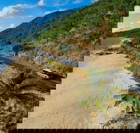 2 Day Daintree Rainforest Cape Tribulation and Outback Chillagoe Tour - Restaurant Guide