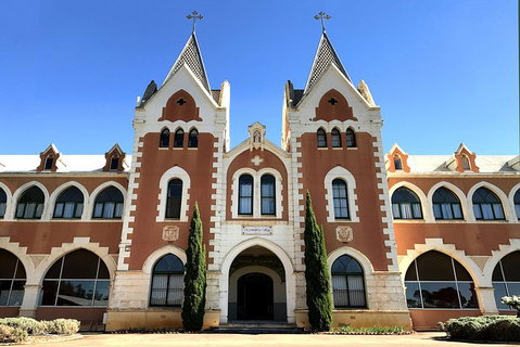 Pinnacles Desert & New Norcia Day Tour From Perth - Restaurant Guide 4