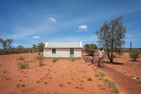 Private Cultural And Historical Painted Desert Tour In Hermannsburg - Restaurant Guide 1