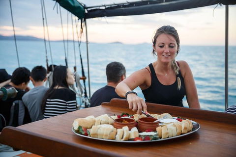 Fly & Sail Package (With Providence) - Restaurant Guide 0