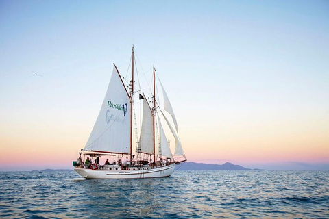 Fly & Sail Package (With Providence) - Restaurant Guide 1