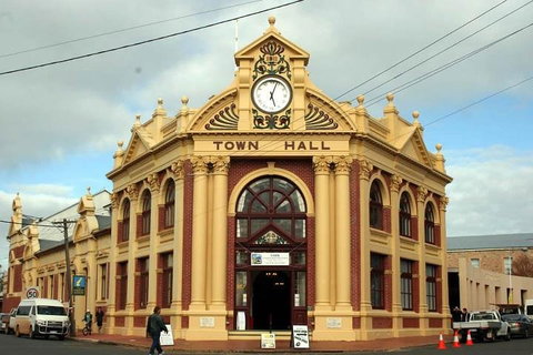 Full-Day Wave Rock & Historic York - Restaurant Guide 1