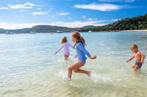 Whitehaven Beach Half-Day Cruises - Restaurant Guide 0