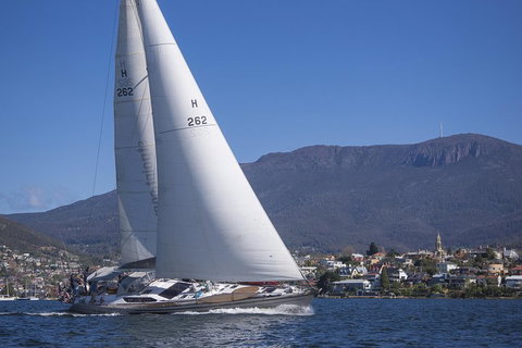 Half-Day Sailing On The Derwent River From Hobart - Restaurant Guide 0