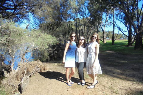 Swan Valley River Cruise And Wine Tasting Day Trip From Perth - Restaurant Guide 4