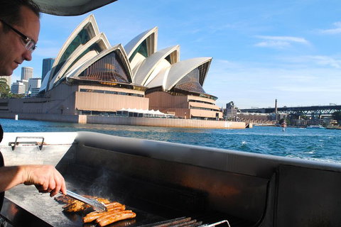 Sydney Whale-Watching Cruise Including Lunch Or Breakfast - Restaurant Guide 3