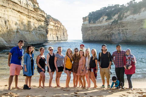 Great Ocean Road 2 Day Highlights Tour And Sunset 12 Apostles - Restaurant Guide 4