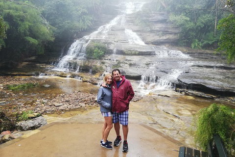 Blue Mountains Day Trip From Sydney With Amazing Lookouts (Private Tour) - Restaurant Guide 0