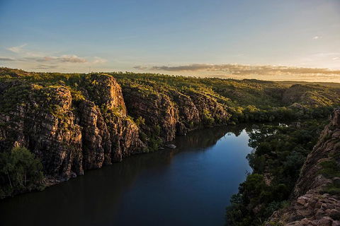 Darwin To Katherine Day Trip By Air Including Nitmiluk (Katherine) Gorge Cruise - Restaurant Guide 4