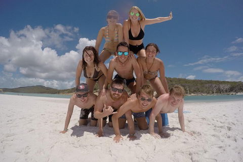 2-Day Whitsundays Sailing Adventure: SV Whitehaven - Restaurant Guide 2