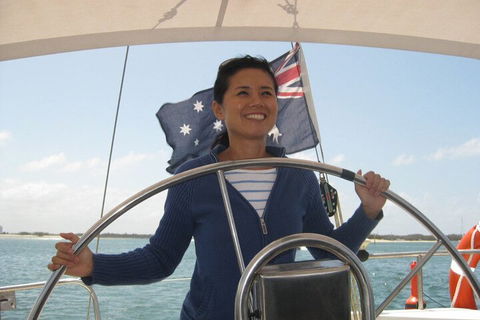 Gold Coast Sunset Cruise With Sparkling Wine & Nibbles Platter - Restaurant Guide 1