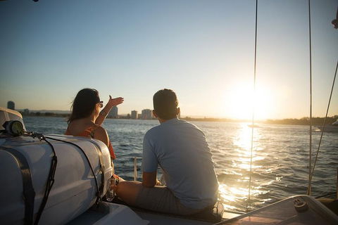 Gold Coast Sunset Cruise With Sparkling Wine & Nibbles Platter - Restaurant Guide 2
