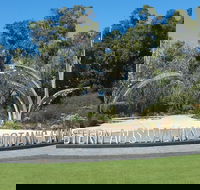 Very Best of Perth Tour - Wildlife Park  City Highlights Tour - Restaurant Guide