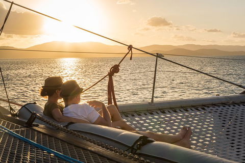 Sunset Sail In The Whitsundays - Restaurant Guide 0
