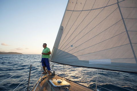 2-Night Cabin Charter Aboard Cruising Yacht Milady - Restaurant Guide 4