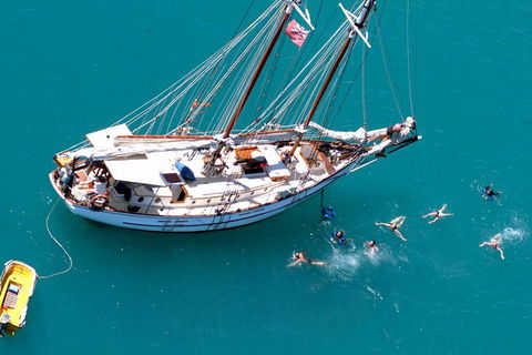 Whitsunday Islands Private Sailing Experience With Snorkeling & Langford Reef - Restaurant Guide 1