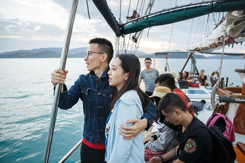 Whitsunday Islands Private Sailing Experience With Snorkeling & Langford Reef - Restaurant Guide 2