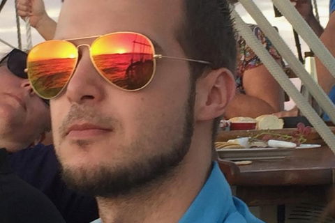 Whitsunday Islands Private Sailing Experience With Snorkeling & Langford Reef - Restaurant Guide 3