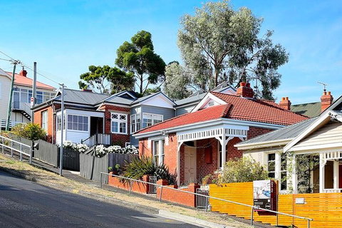 Wonderful Hobart Self-Guided Audio Tour - Restaurant Guide 0