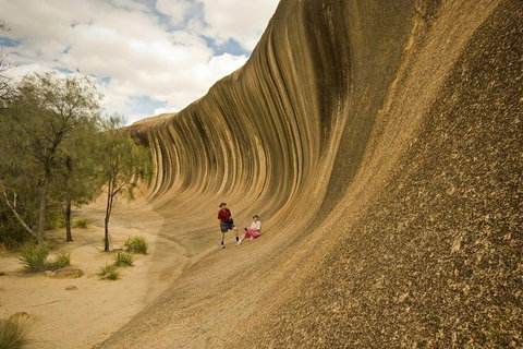 Wave Rock, York, Wildflowers, And Aboriginal Cultural Day Tour From Perth - Restaurant Guide 5