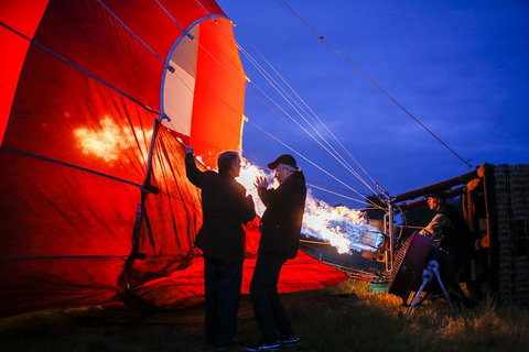 Yarra Valley Balloon Flight At Sunrise - Restaurant Guide 1