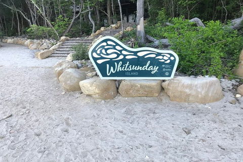 2 Night Small Group Whitsundays Sailing Adventure Aboard Mandrake - Restaurant Guide 1