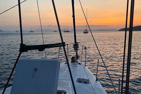 2 Night Small Group Whitsundays Sailing Adventure Aboard Mandrake - Restaurant Guide 2