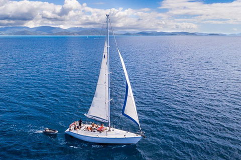 2 Night Small Group Whitsundays Sailing Adventure Aboard Mandrake - Restaurant Guide 3