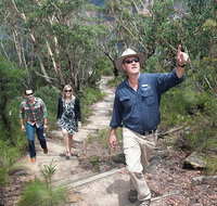 Small-Group Blue Mountains Tour with Bush Walks and Featherdale Wildlife Park - Restaurant Guide