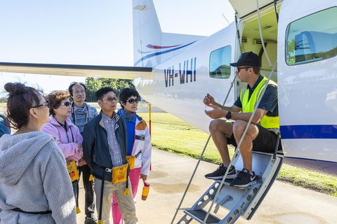 Scenic Flight - Great Barrier Reef, Heart Reef, Whitehaven Beach & Hill Inlet! - Restaurant Guide 1