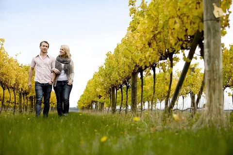 Overnight Daylesford And Macedon Ranges Gourmet Food Trail Tour From Melbourne - Restaurant Guide 2