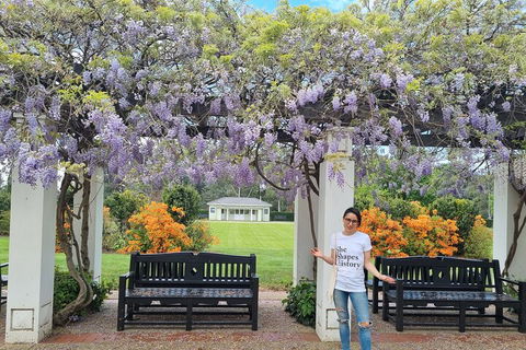 Women's History Walking Tour With Local Guide In Canberra - Restaurant Guide 5