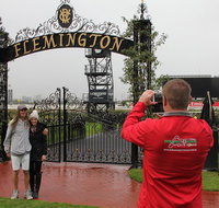 Half-Day Sports Lovers Bus Tour of Melbourne with Tour Options - Restaurant Guide