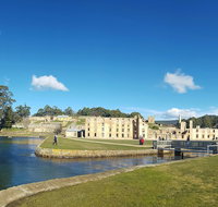 6-Day Tasmanian Explorer Adventure Tour from Hobart - Restaurant Guide