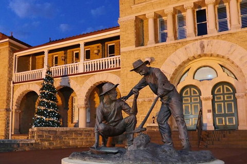 The Perth Mint: Guided Heritage Tour And Gold Pour - Restaurant Guide 3