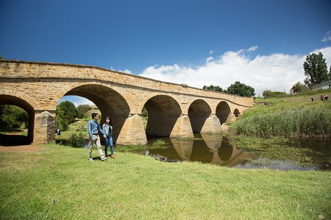Bonorong Wildlife Park And Richmond Afternoon Tour From Hobart - Restaurant Guide 2