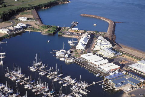 Darwin Shore Excursion: Hop-on Hop-off Bus Tour - Restaurant Guide 3