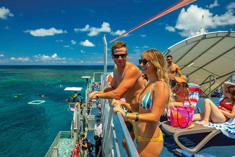 Outer Reef Pontoon Experience From Cairns - Restaurant Guide 1